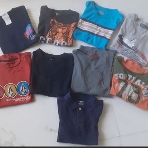 Bundle of 9 t-shirts for boys. Assorted colors & sizes:S to L. Read description